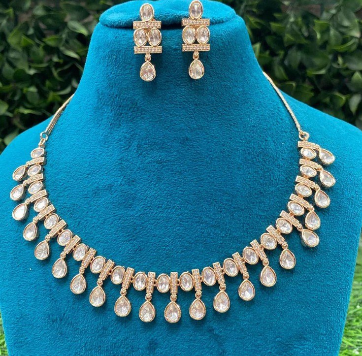 Maison Exotic Aurelia Statement Collar