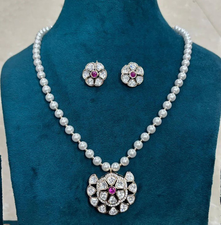 Maison Exotic Mireille Layered Chain
