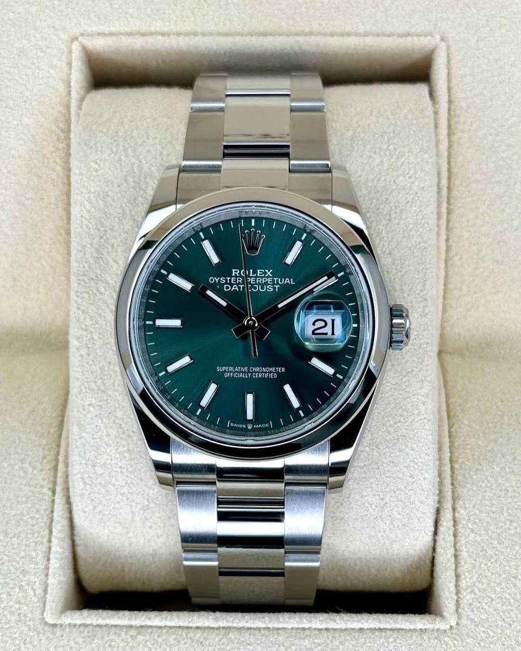 Rolex Rolex Oyster Perpetual 41mm Green Dial