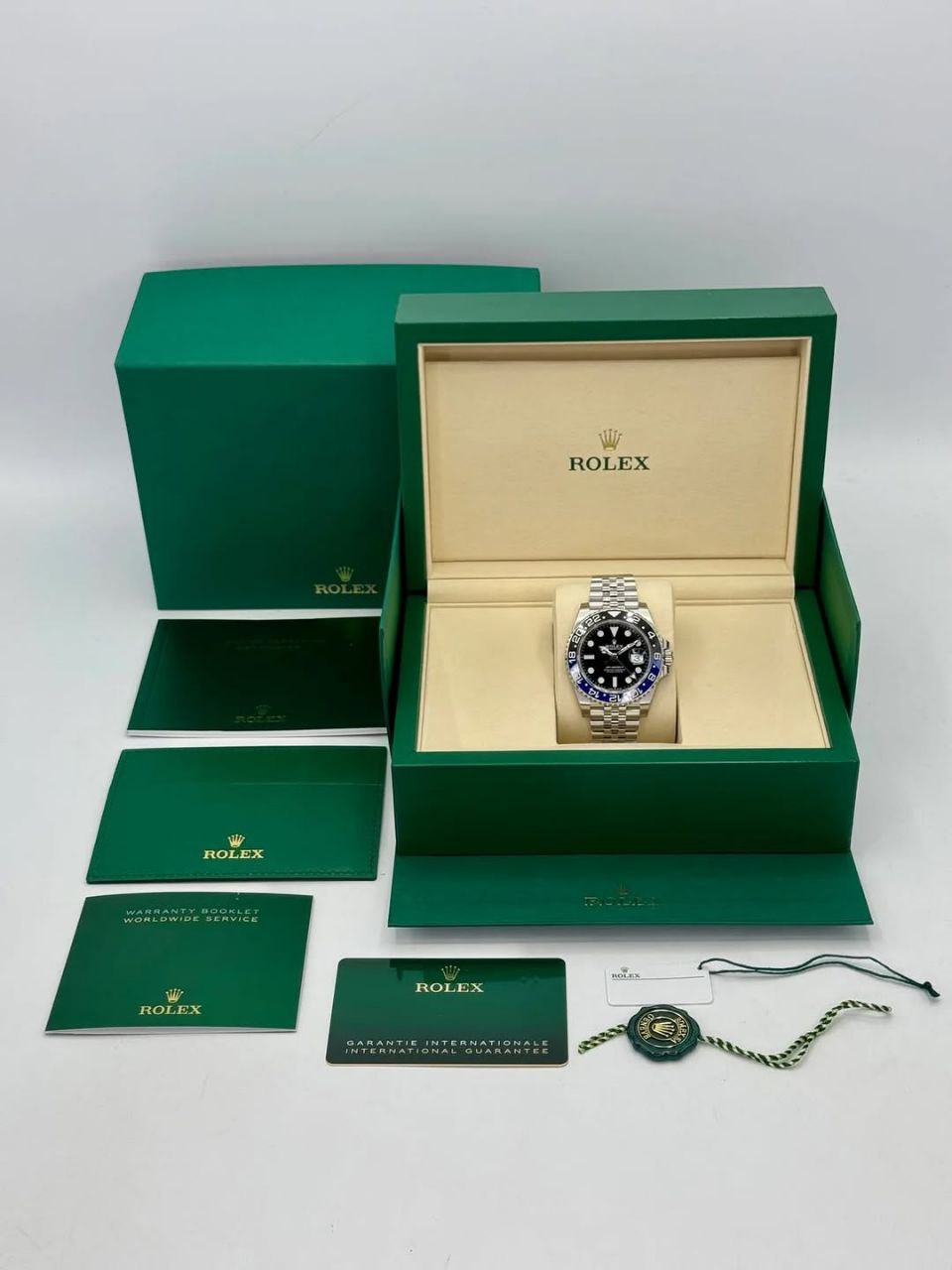 Rolex Rolex Submariner "Hulk" Green Dial