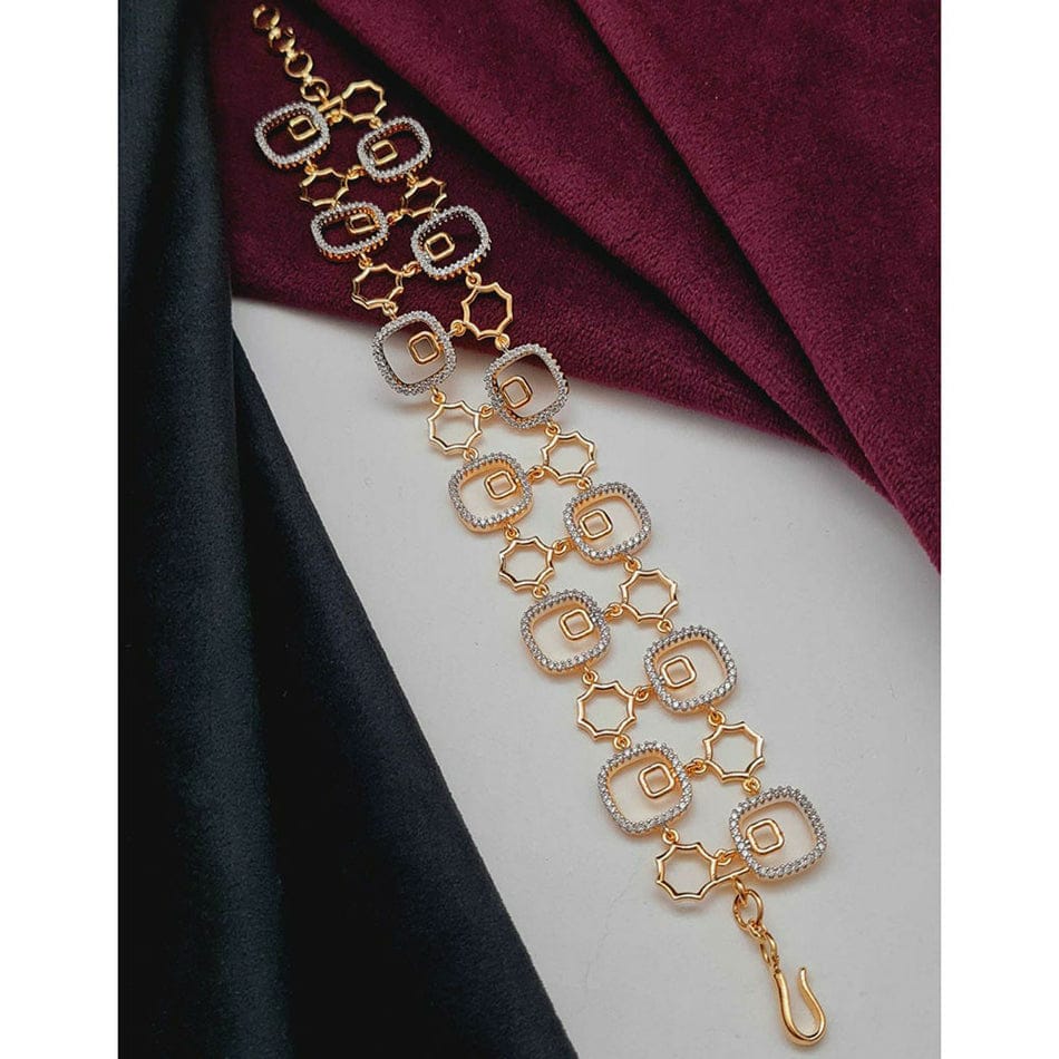 Maison Exotic Zahra Stud Earrings
